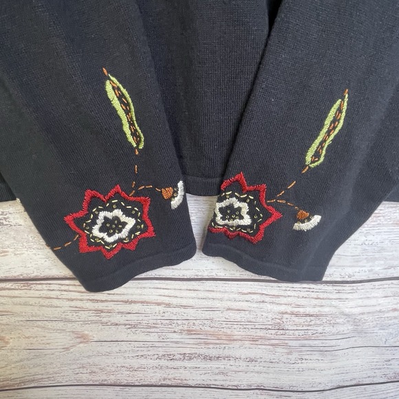 Crazy Horse Sweater Size XL  Floral Embroidered Pullover Boho Christmas Stretch - Picture 5 of 10